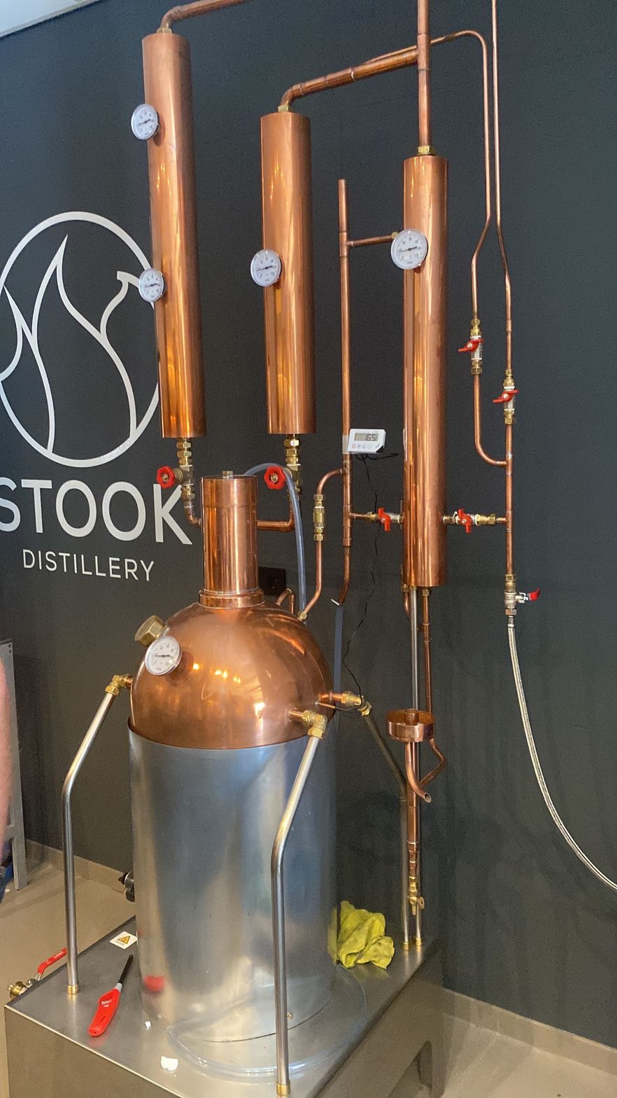 STOOK distilleerderij Hoorn - Gin en whisky workshops voor bedrijfsuitjes